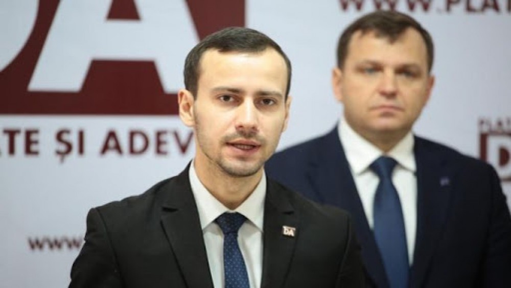 Schimbări RADICALE în Platforma DA? CNP a luat act de candidatura lui Dinu Plîngău la șefia partidului
